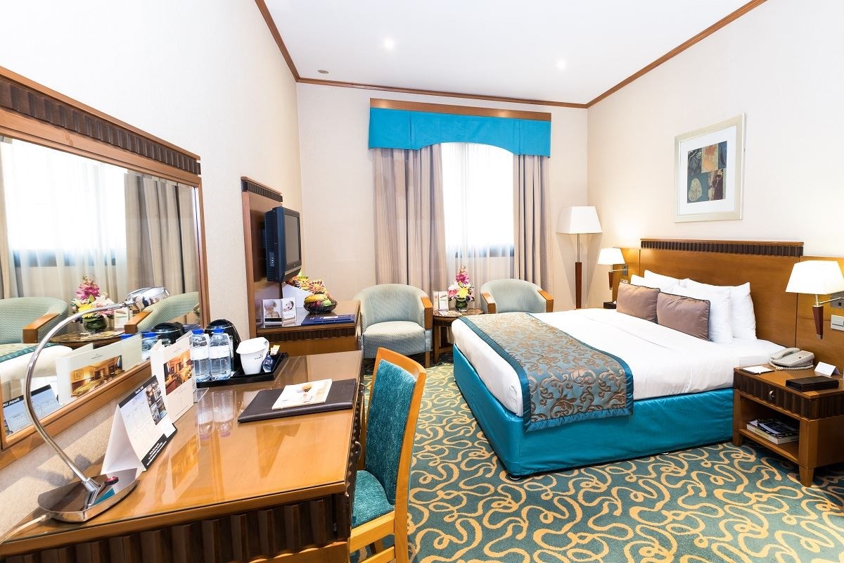 rooms-superior-room