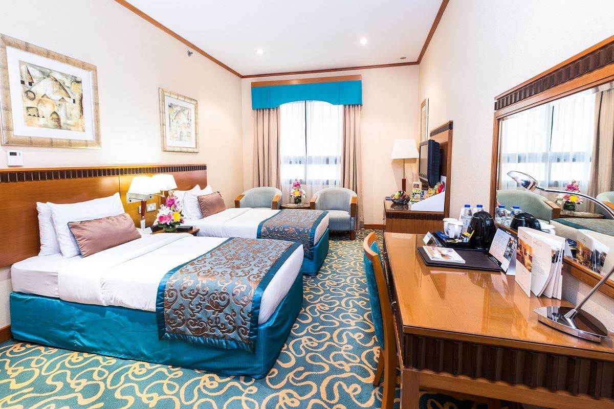 rooms-superior-room