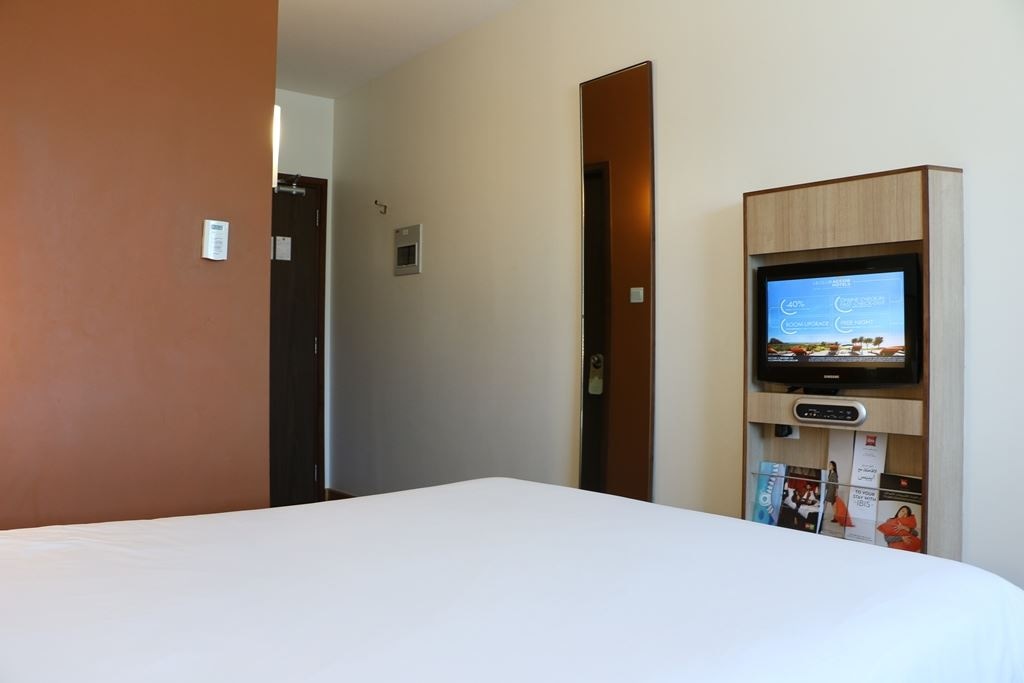 rooms-standard-room