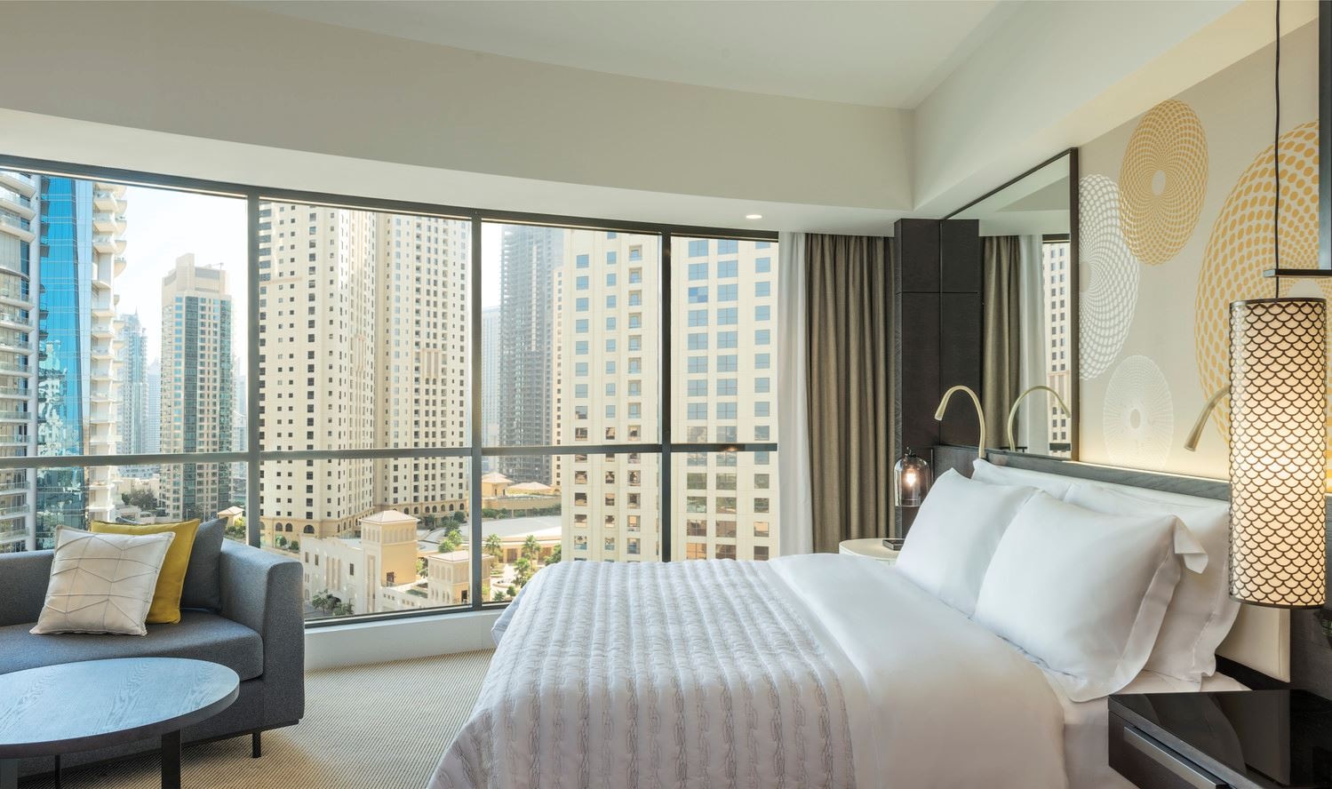rooms-deluxe-suite