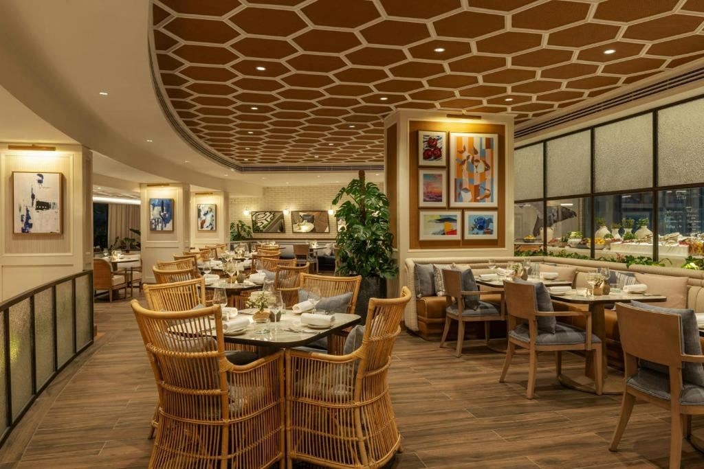 restaurants-restaurants