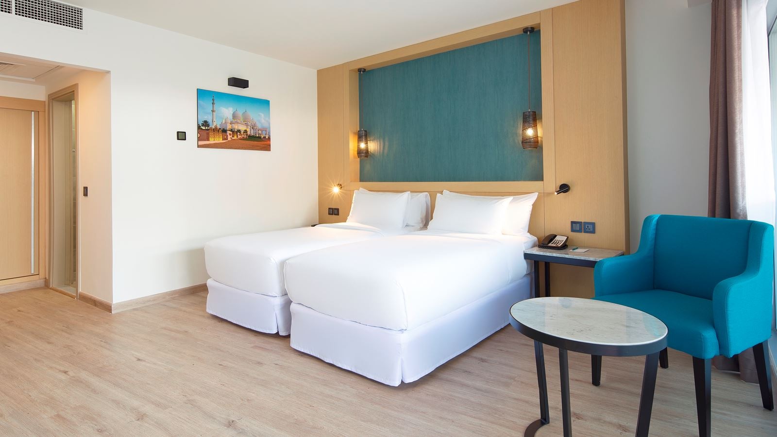 rooms-cabana-room