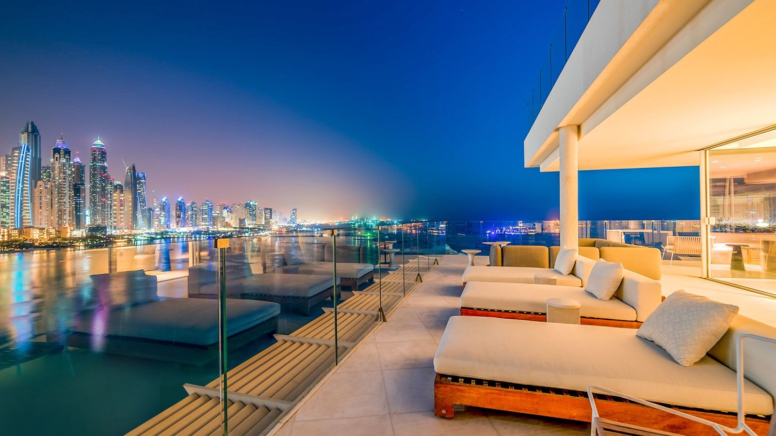 rooms-4-bed-|-penthouse-duplex-wpool