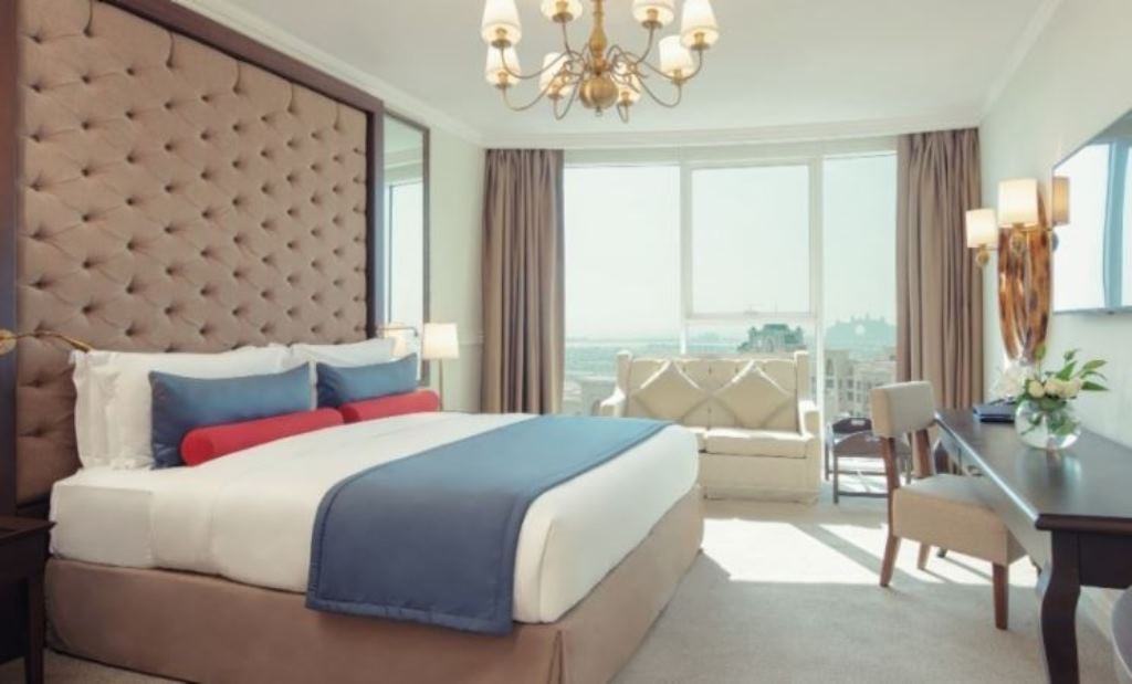 rooms-premium-studio-city-view-or-partial-sea-view