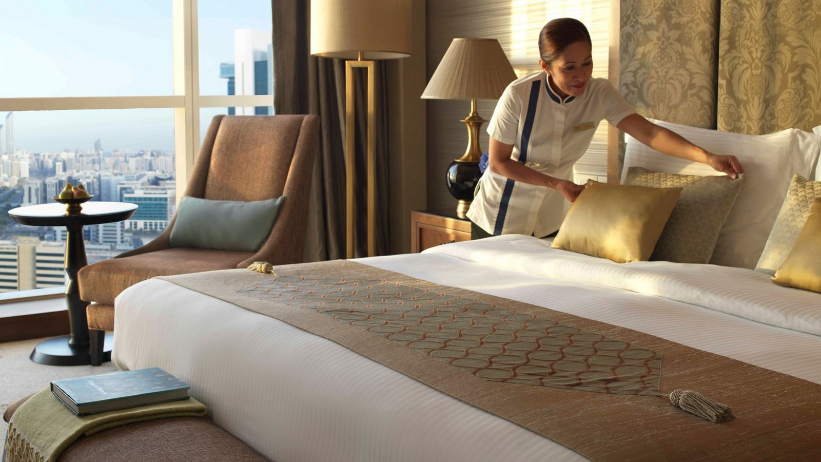 rooms-club-deluxe-room