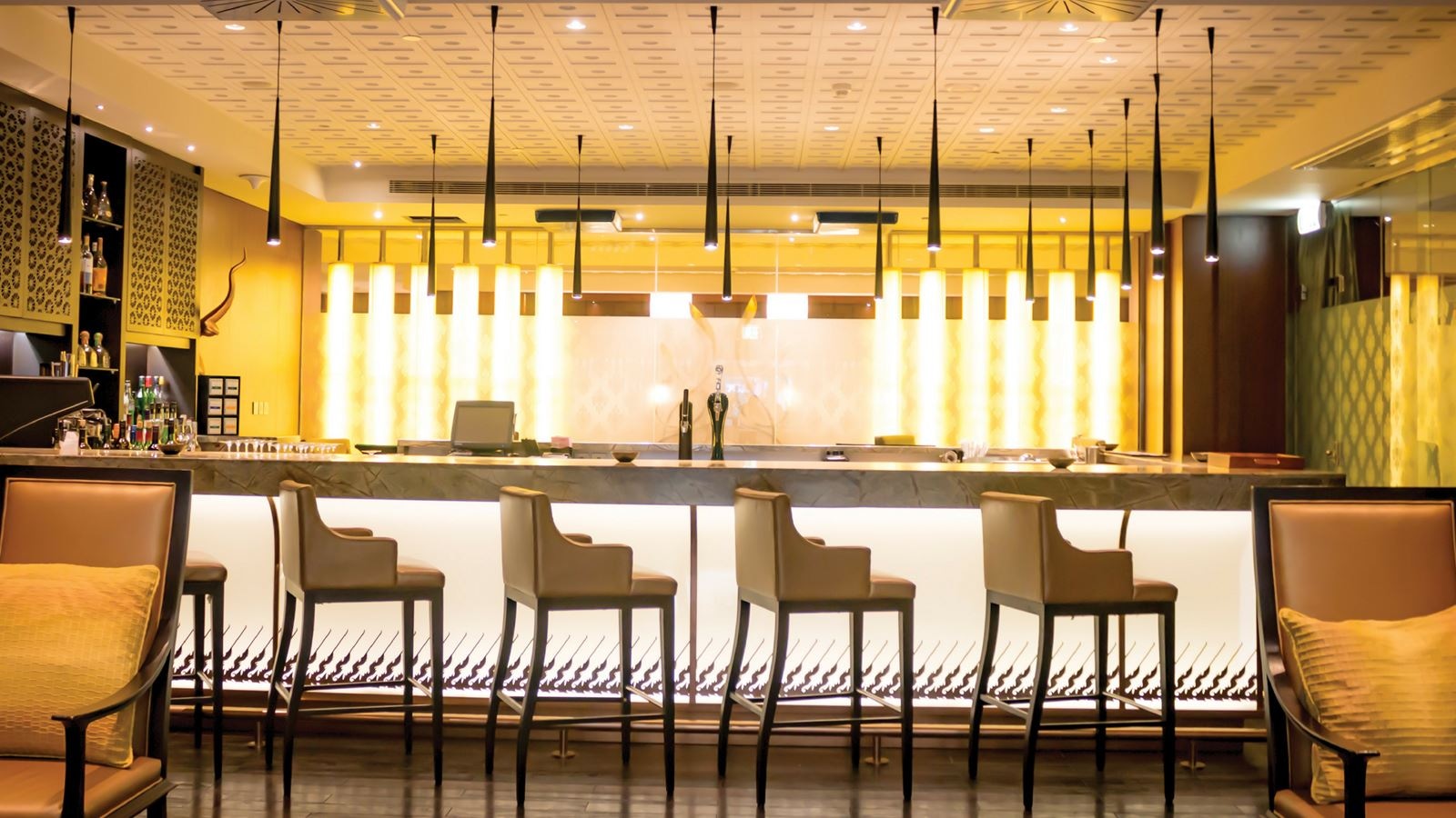 bars-benjarong-lounge