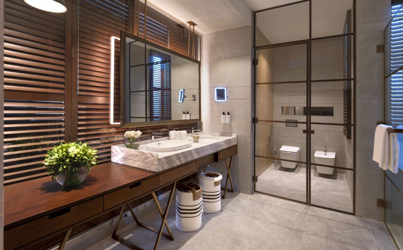 rooms-beachfront-private-pool-club-villa