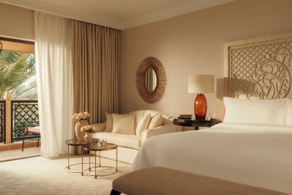 rooms-arabian-court-deluxe-room