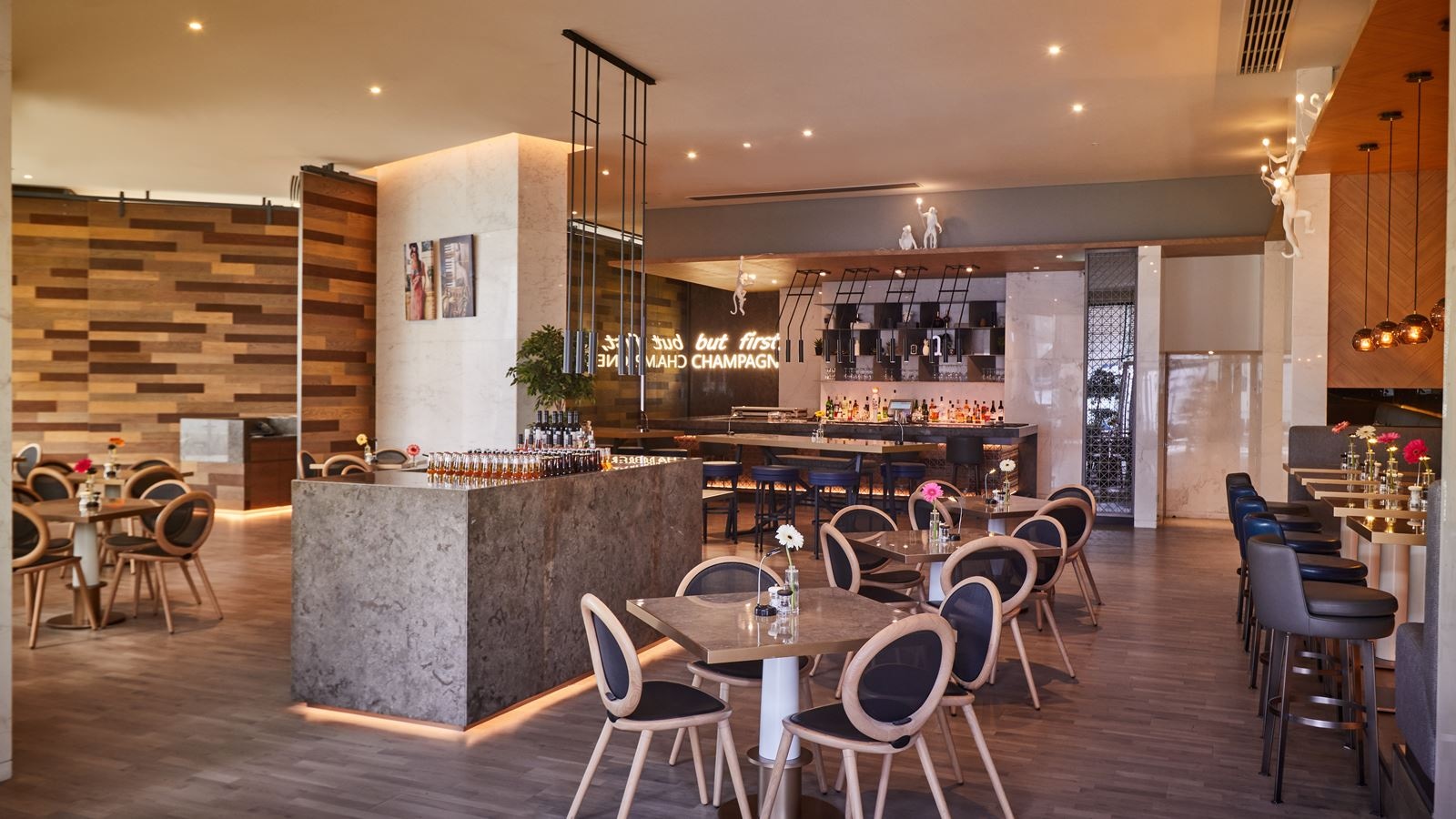 restaurants-restaurants