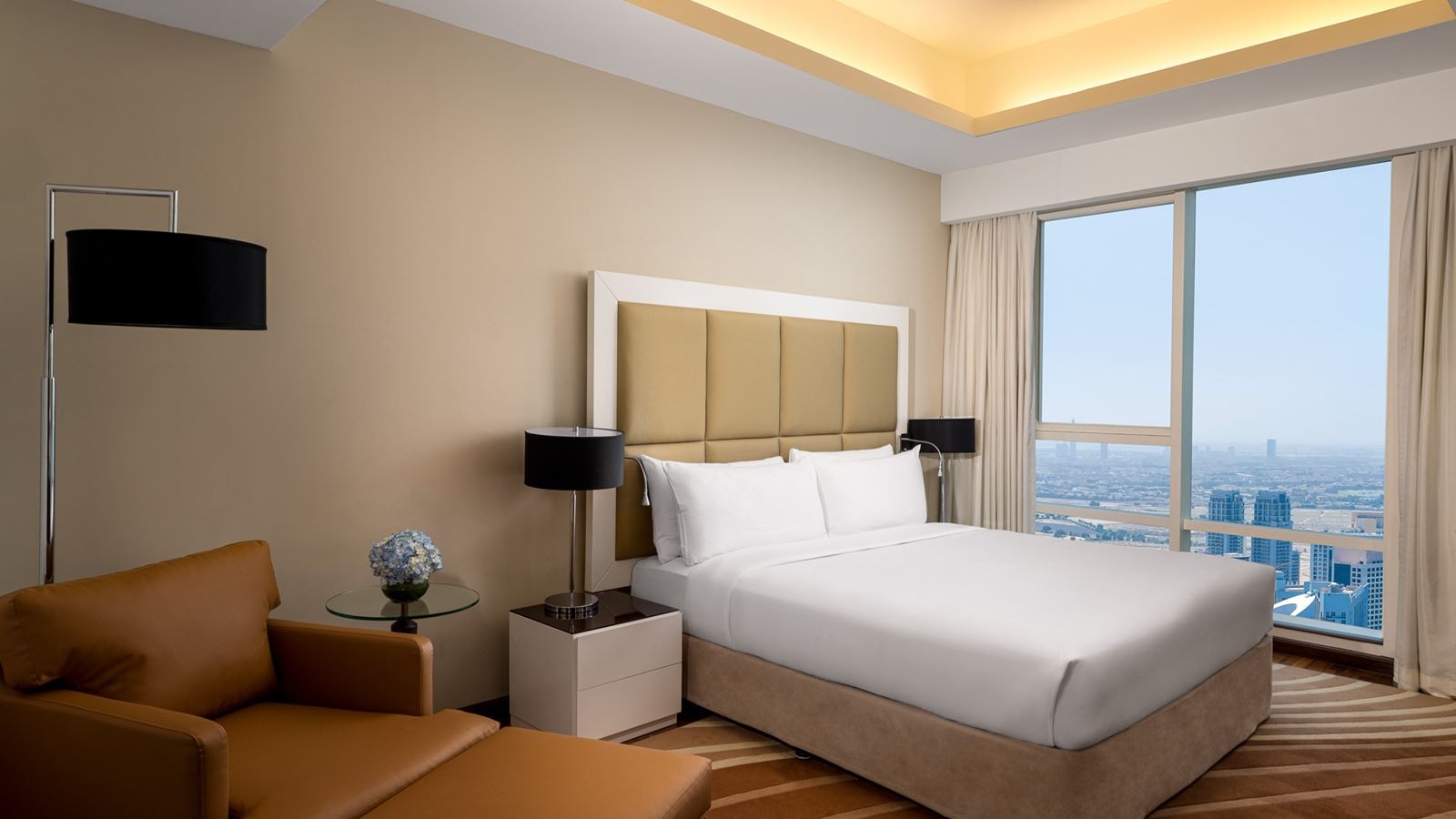 rooms-deluxe-room