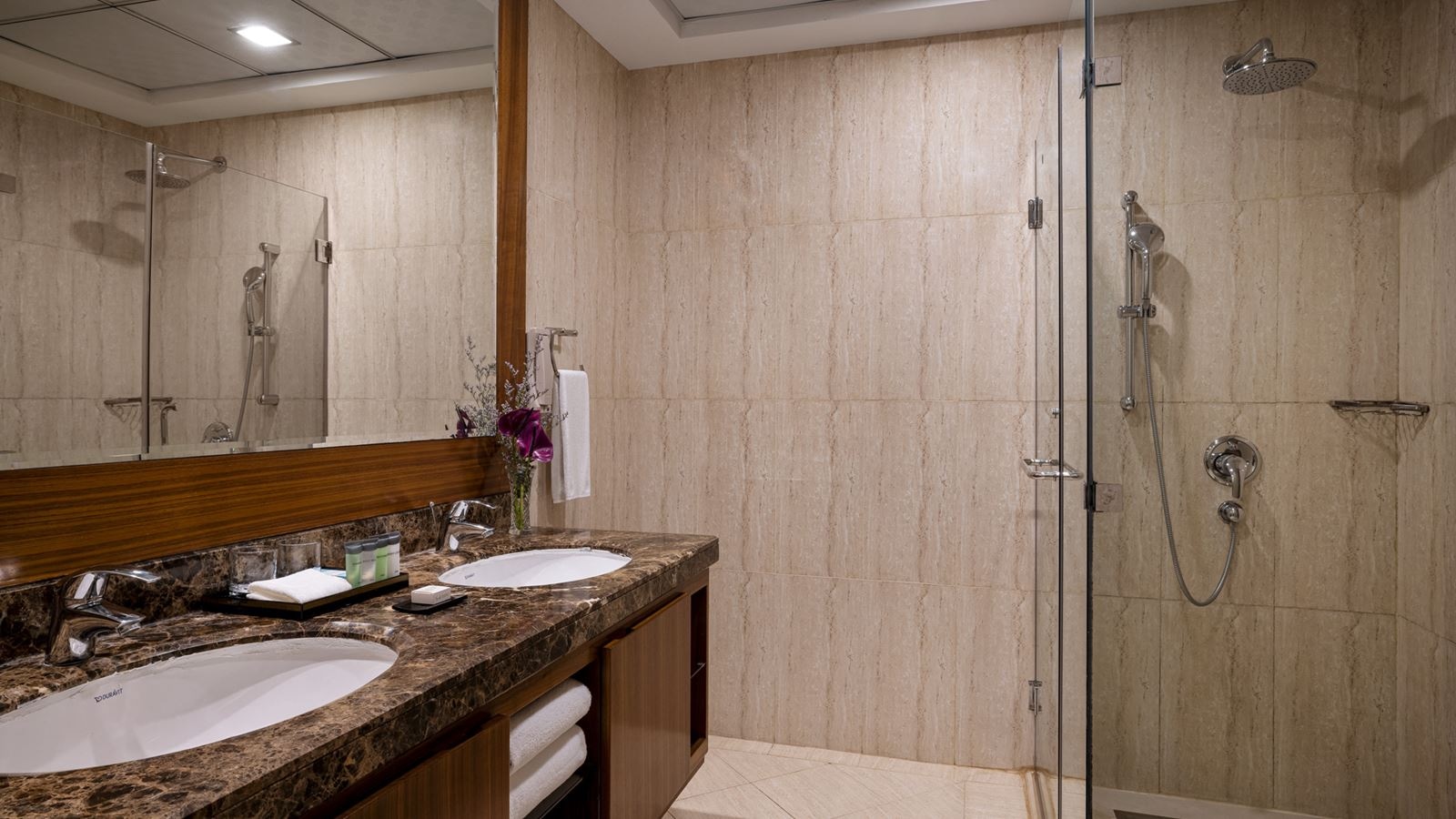 rooms-premier-two-bedroom-sea-veiw-apartment