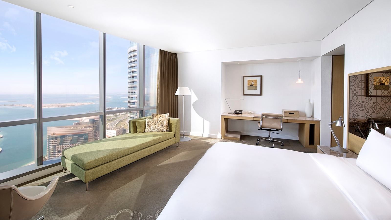 rooms-deluxe-family-connecting-room-with-sea-view