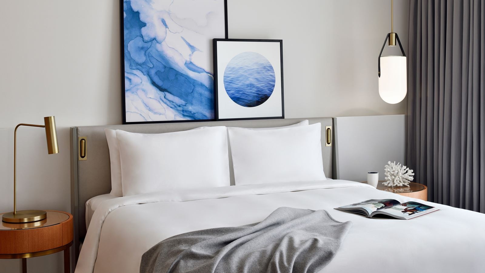 rooms-deluxe-room