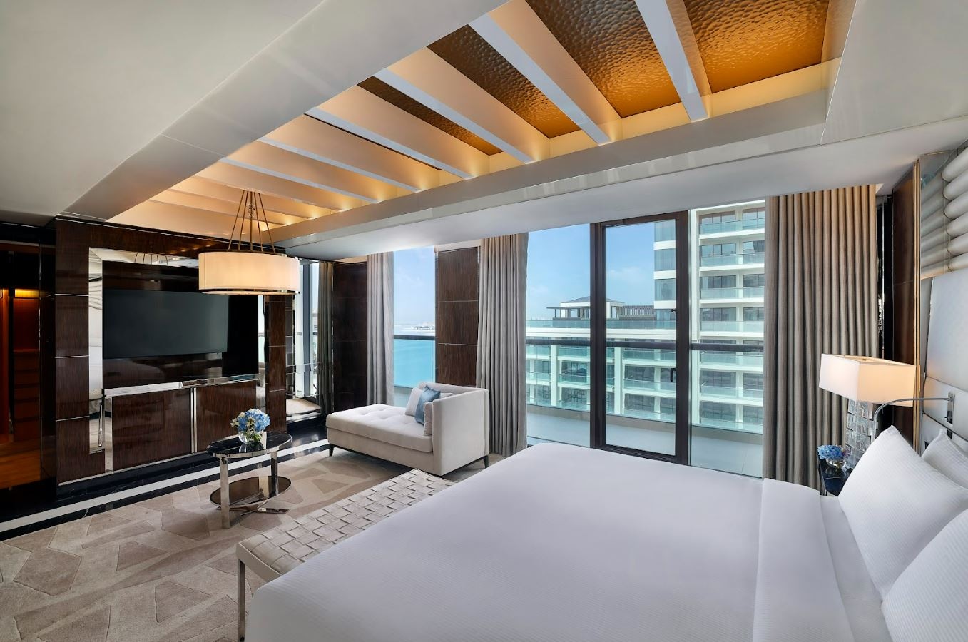 rooms-presidential-suite-with-sea-view
