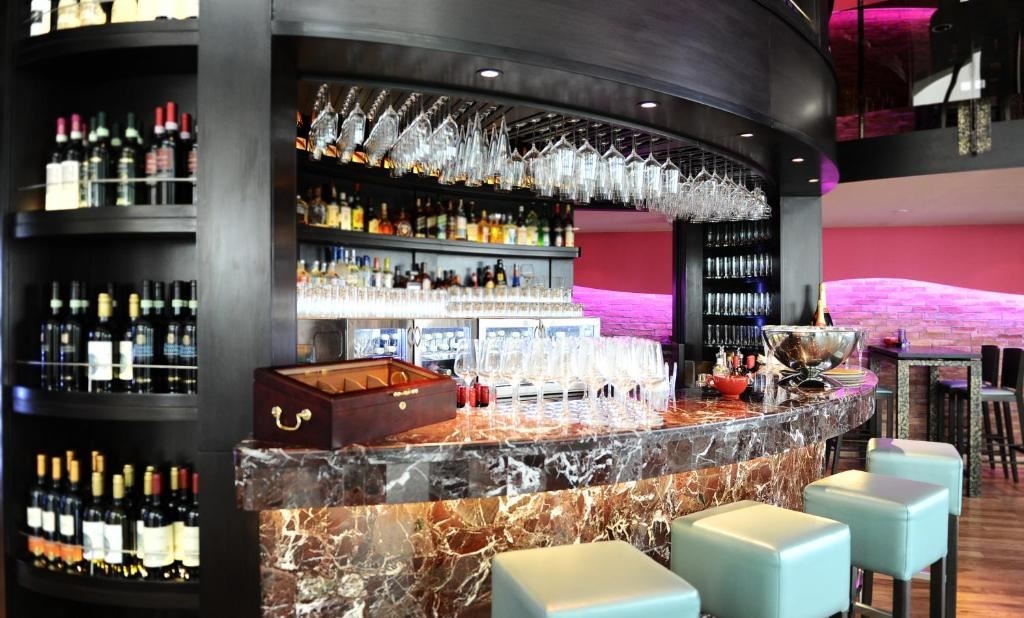 bars-vertical-bar