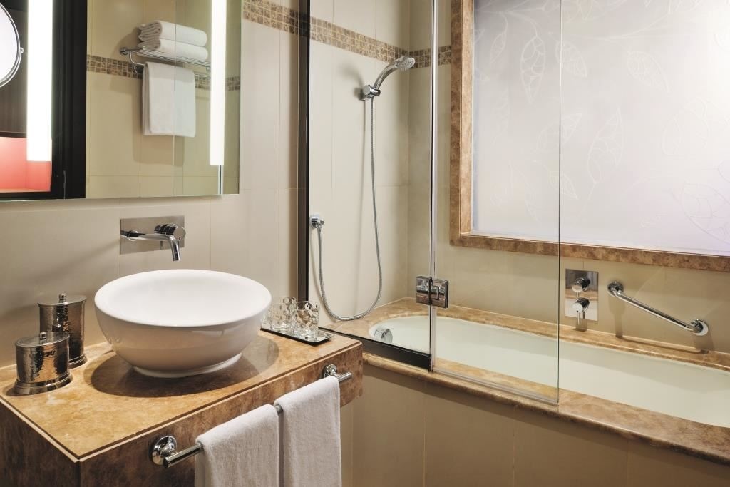 rooms-avani-room