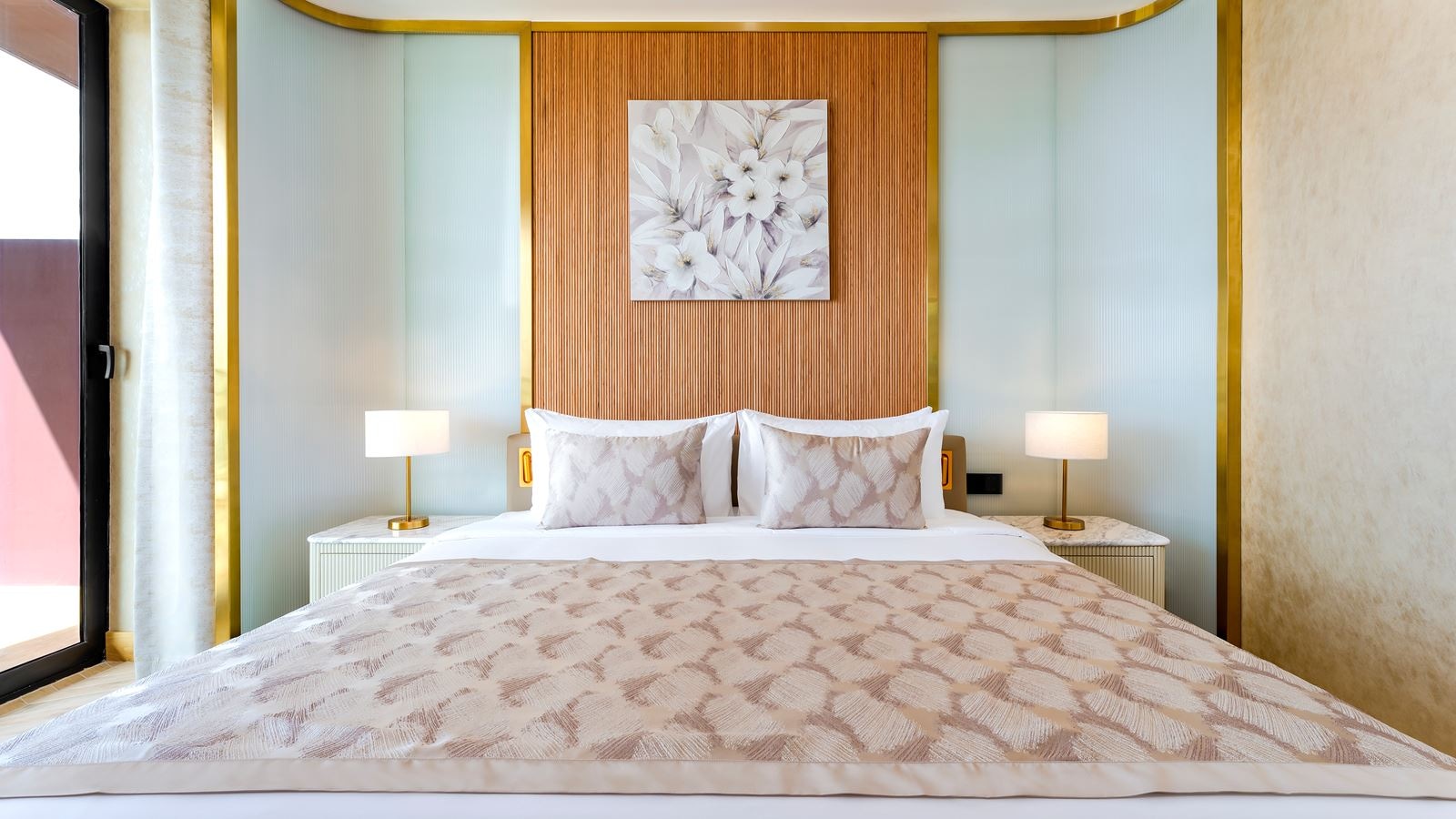rooms-monaco-suite