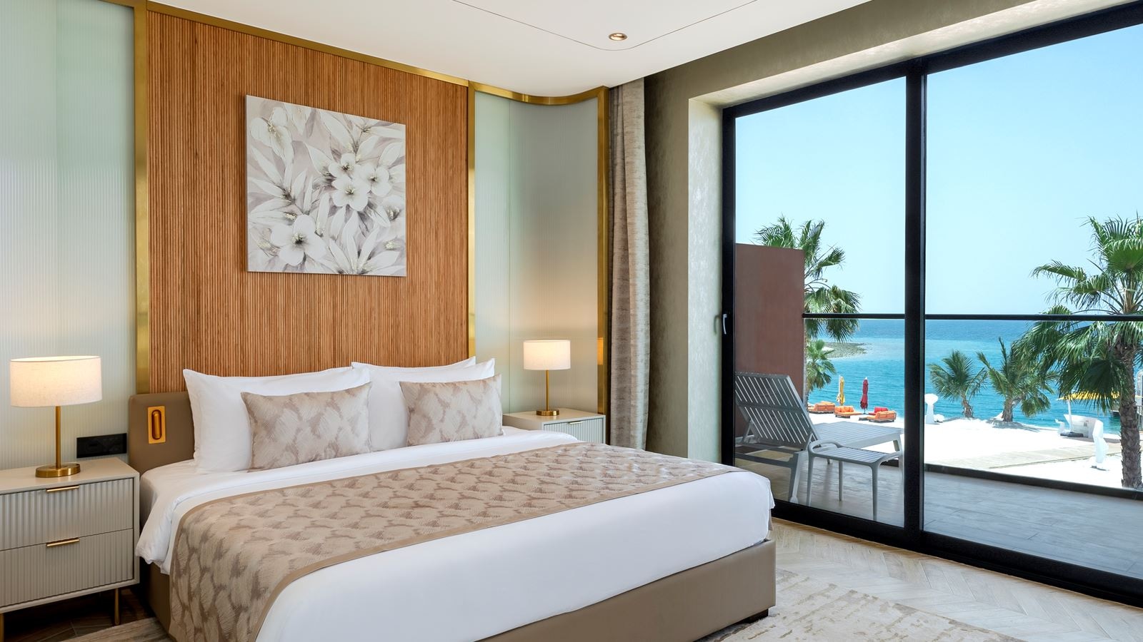 rooms-monaco-suite