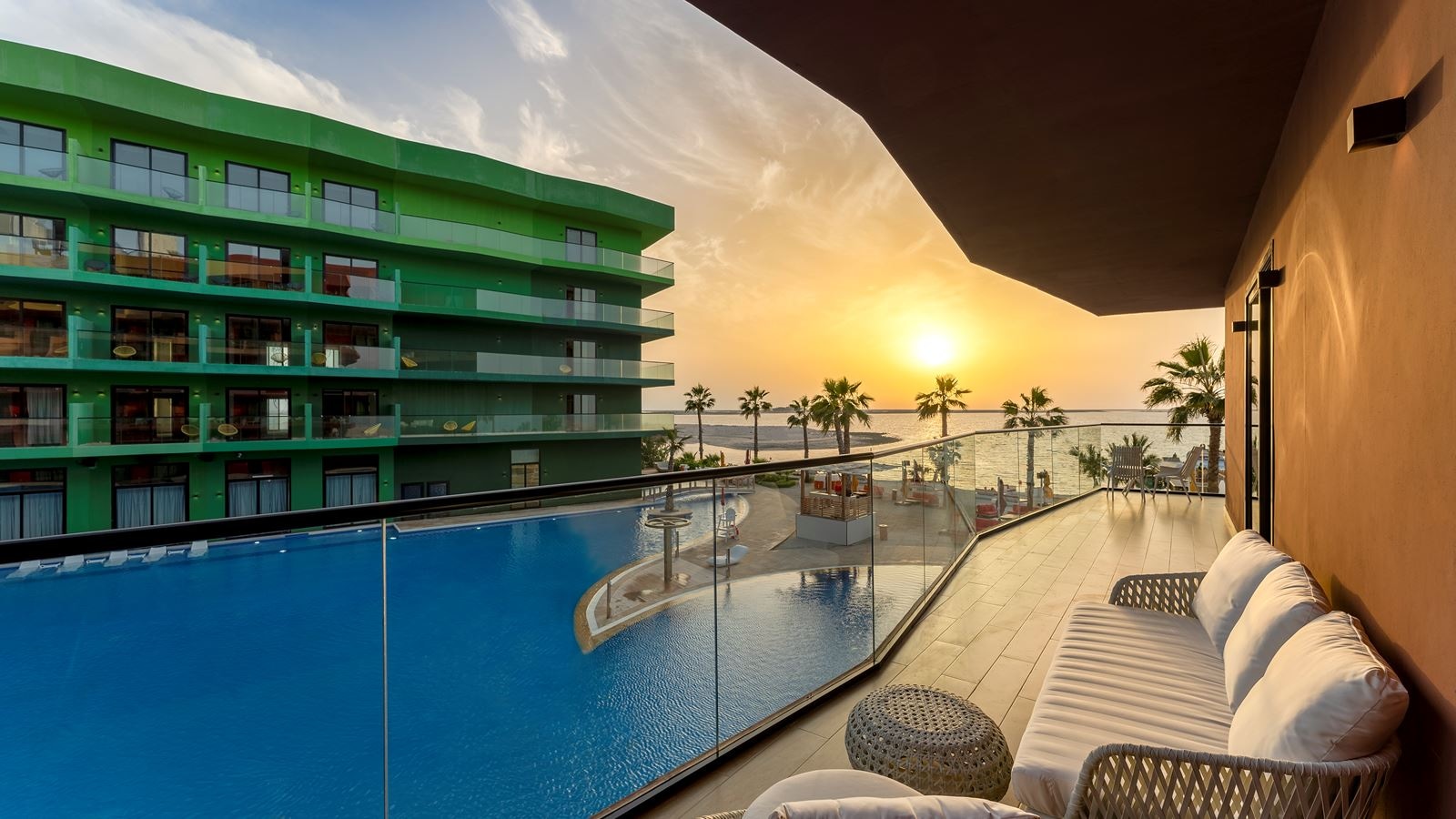 rooms-monaco-suite