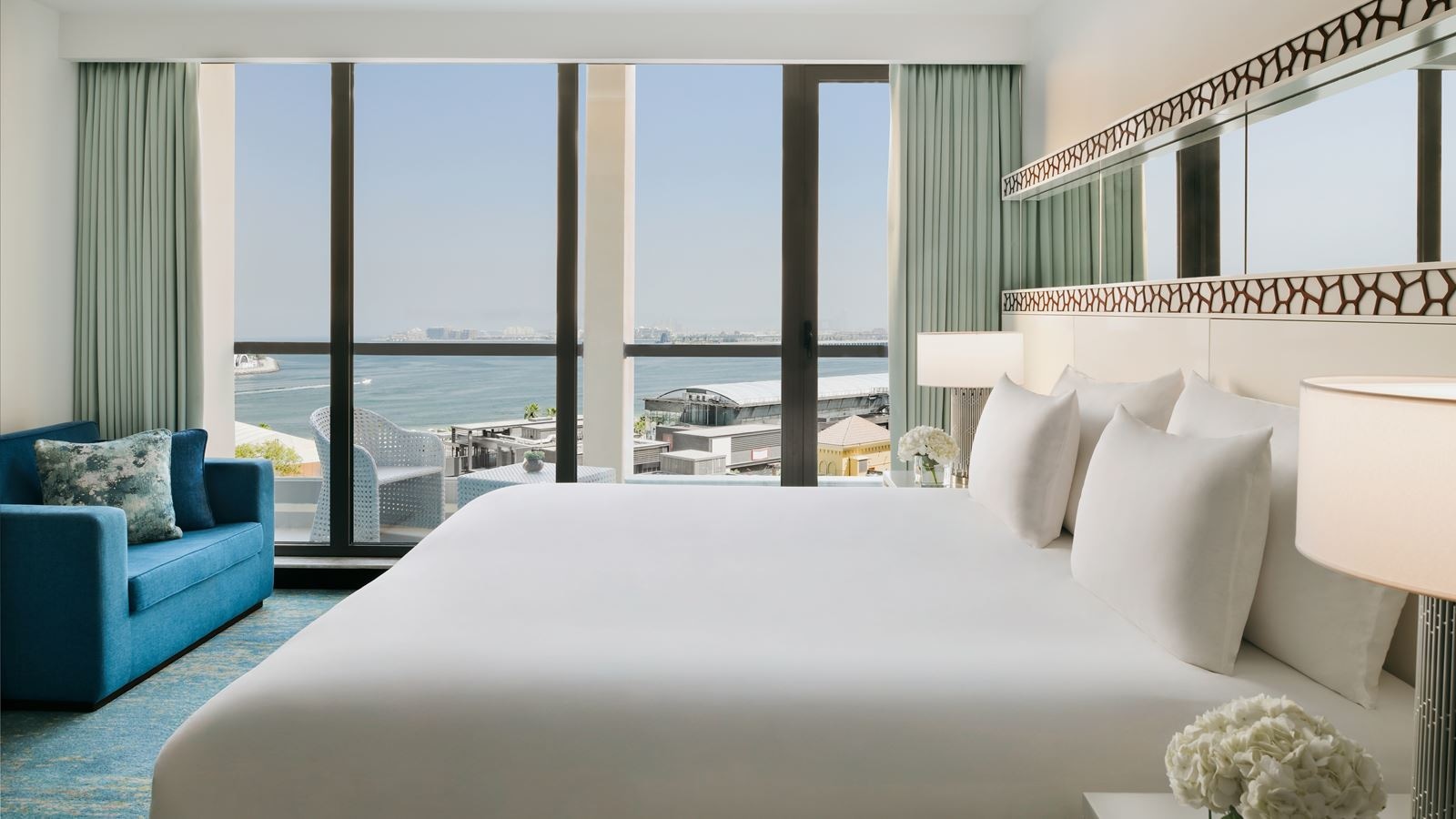 rooms-02-connecting-sea-view-rooms-with-balcony