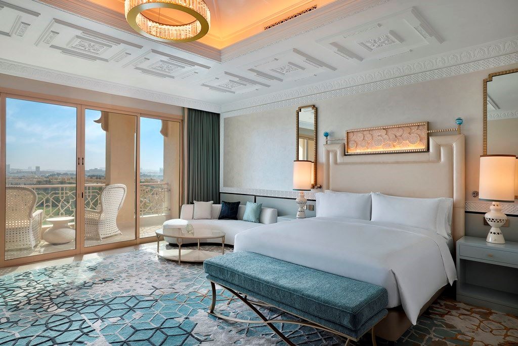 rooms-one-bedroom-golf-course-view-suite