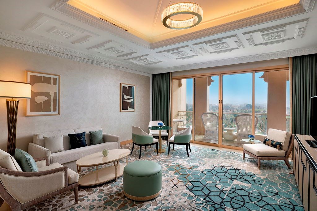 rooms-one-bedroom-golf-course-view-suite