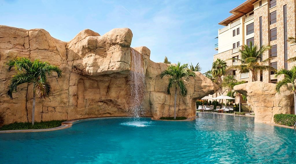 pools-outdoor-pool