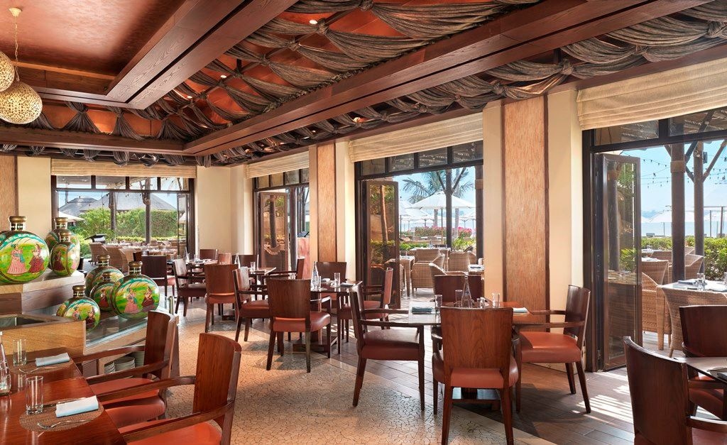restaurants-maui-beach