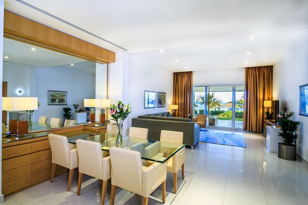 rooms-1-broom-villa