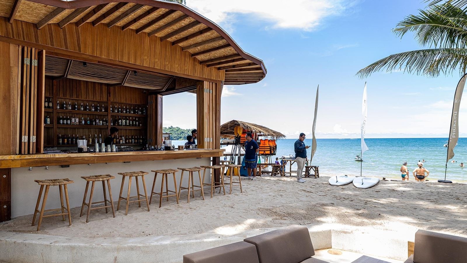 bars-the-beach