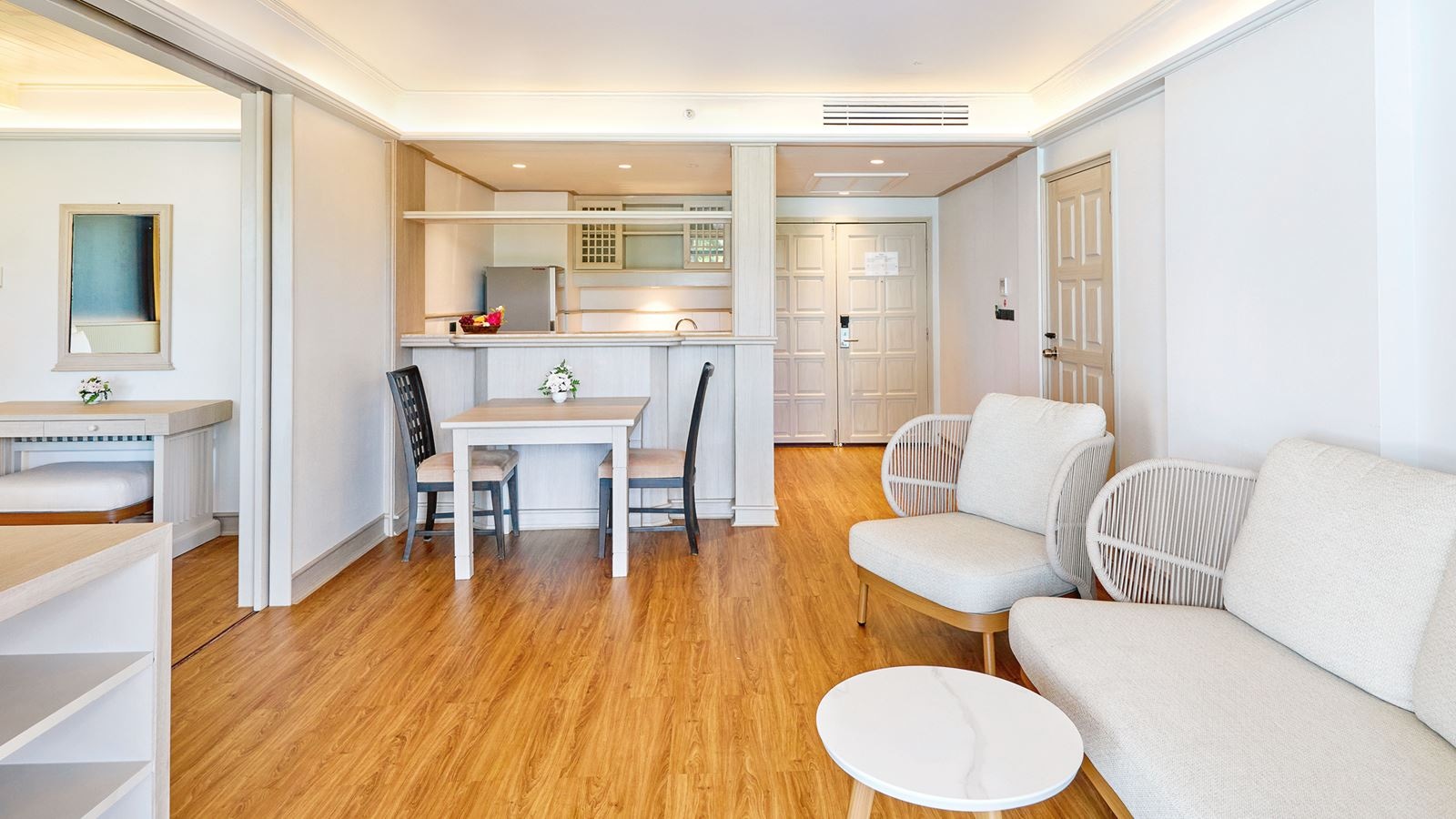 rooms-seaview-suite