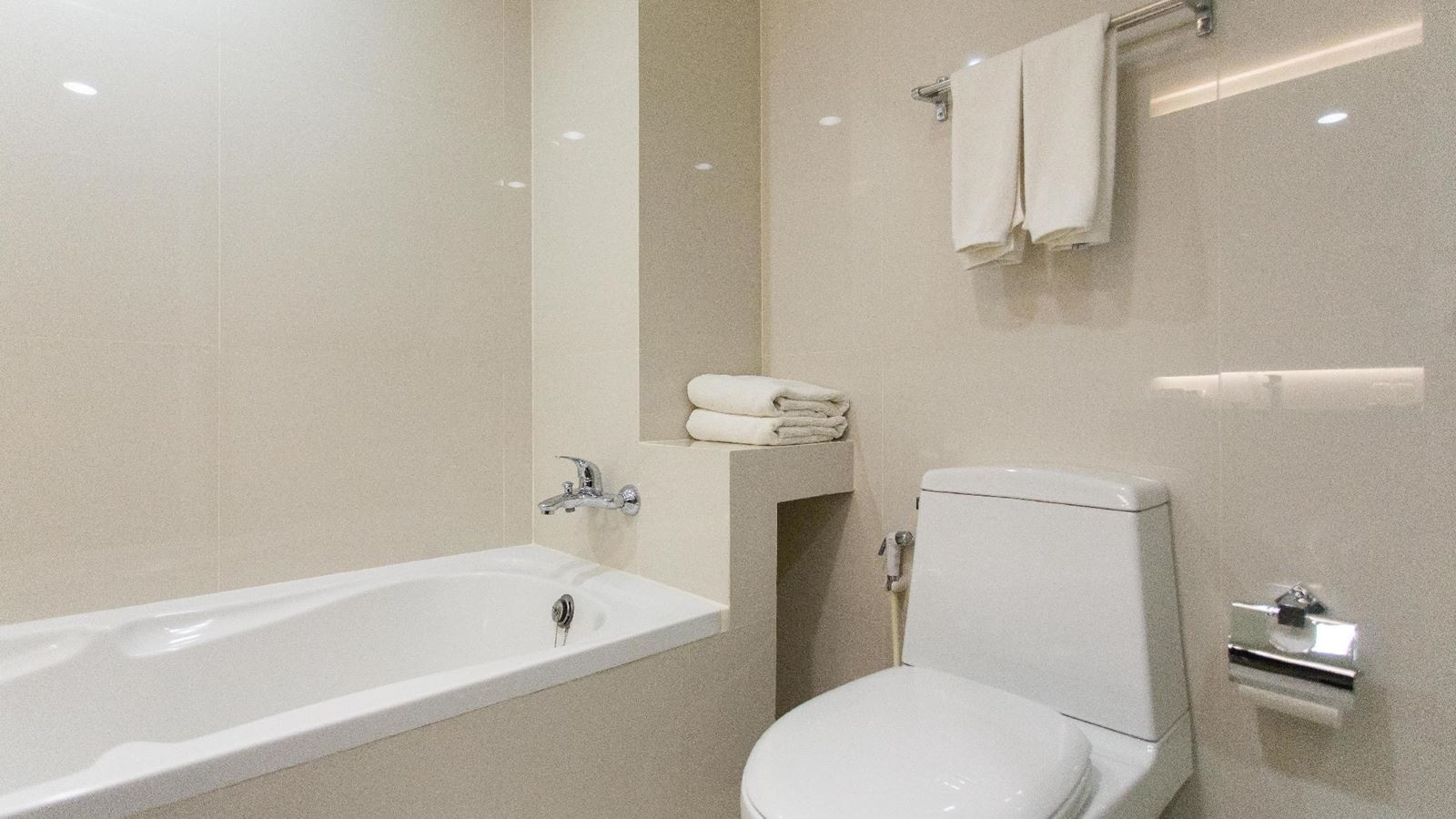 rooms-superior-mountain-view-room