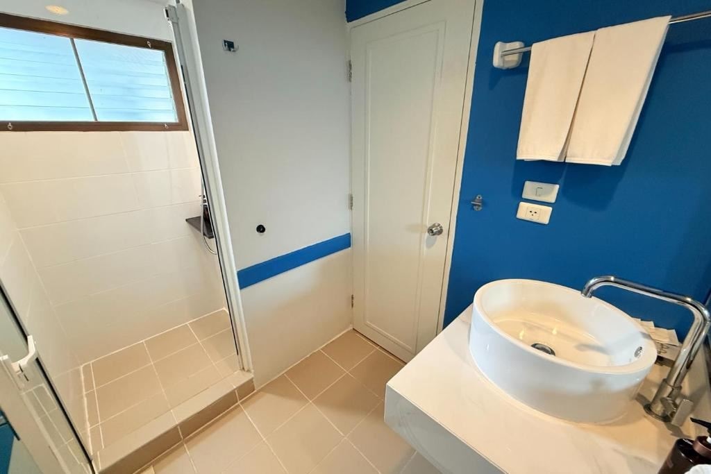 rooms-deluxe-room