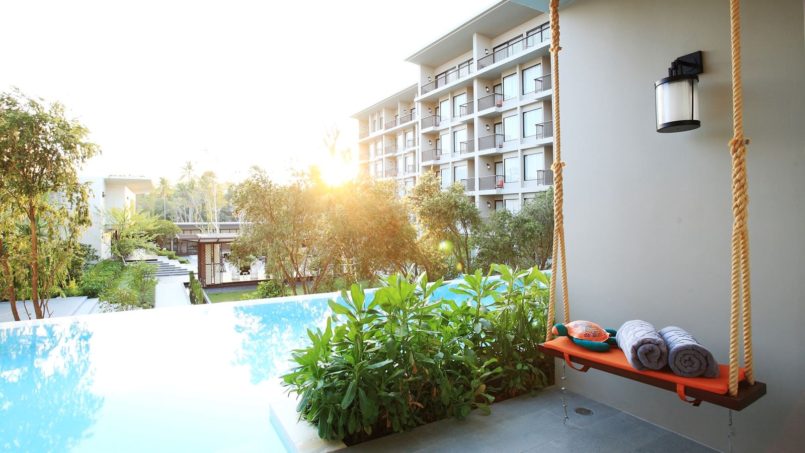 rooms-superior-pool-access