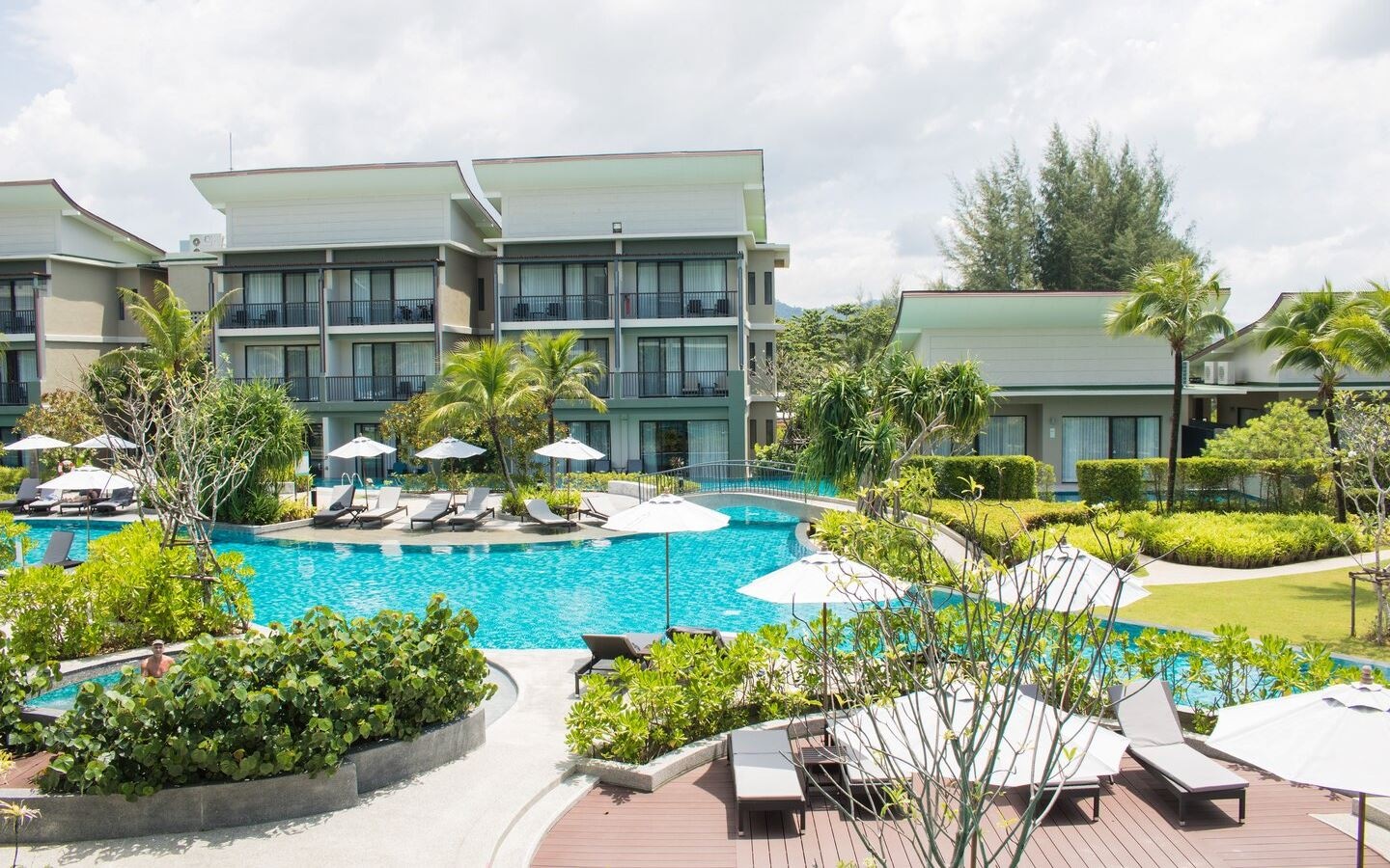 pools-outdoor-pool