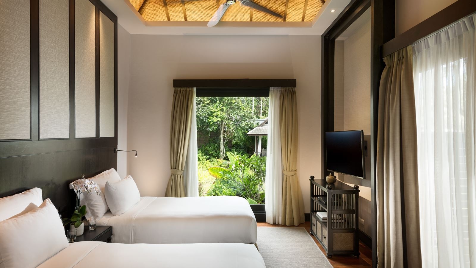 rooms-two-bedroom-family-pool-villa