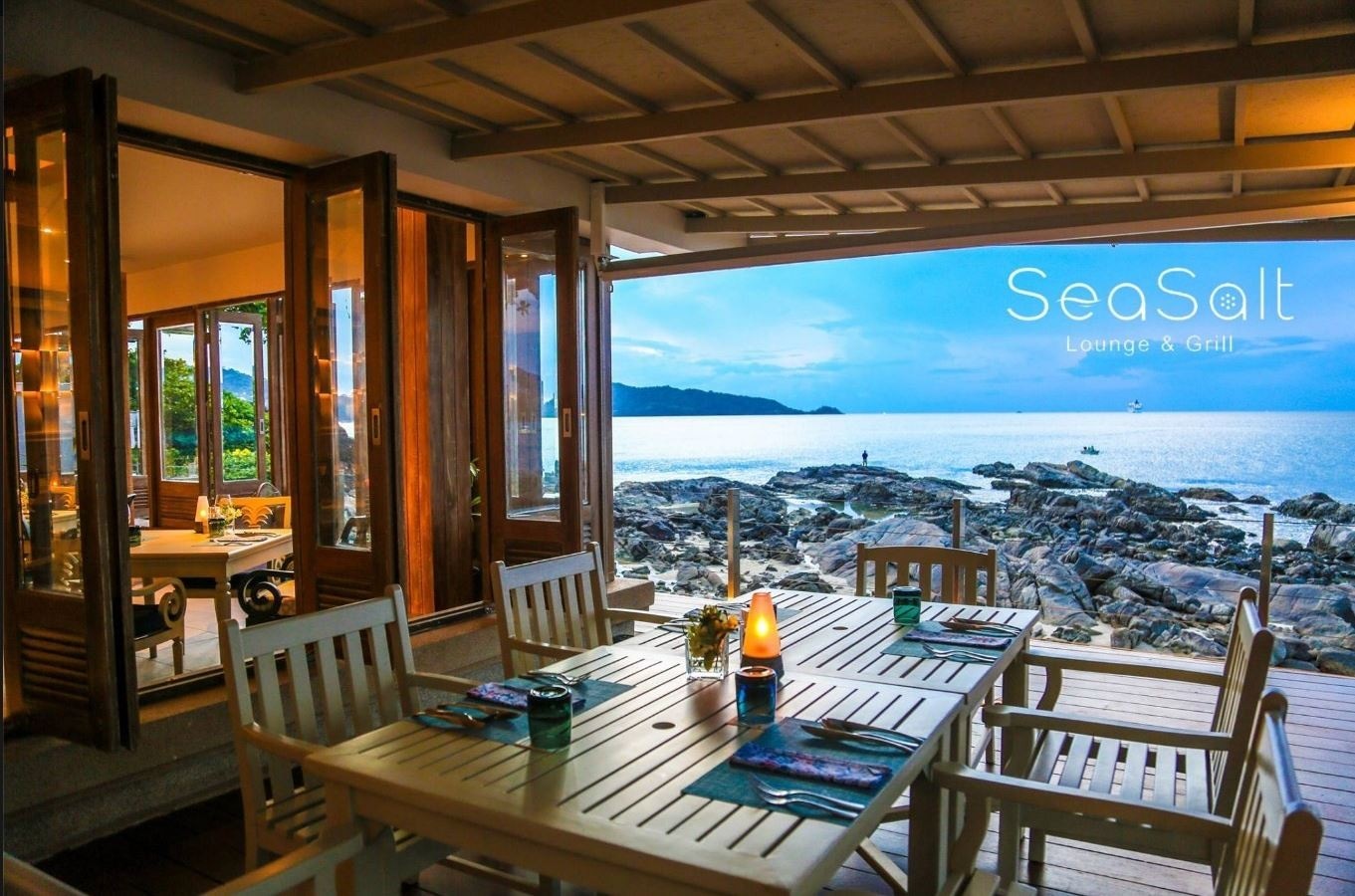 restaurants-sea-salt-longe-and-grill