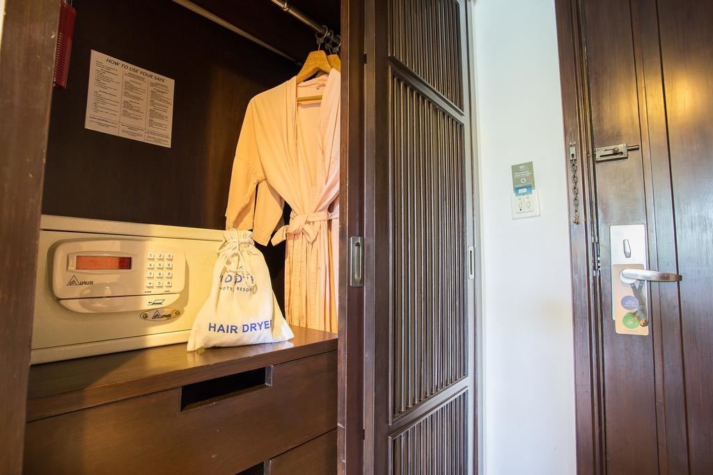 rooms-standard-room