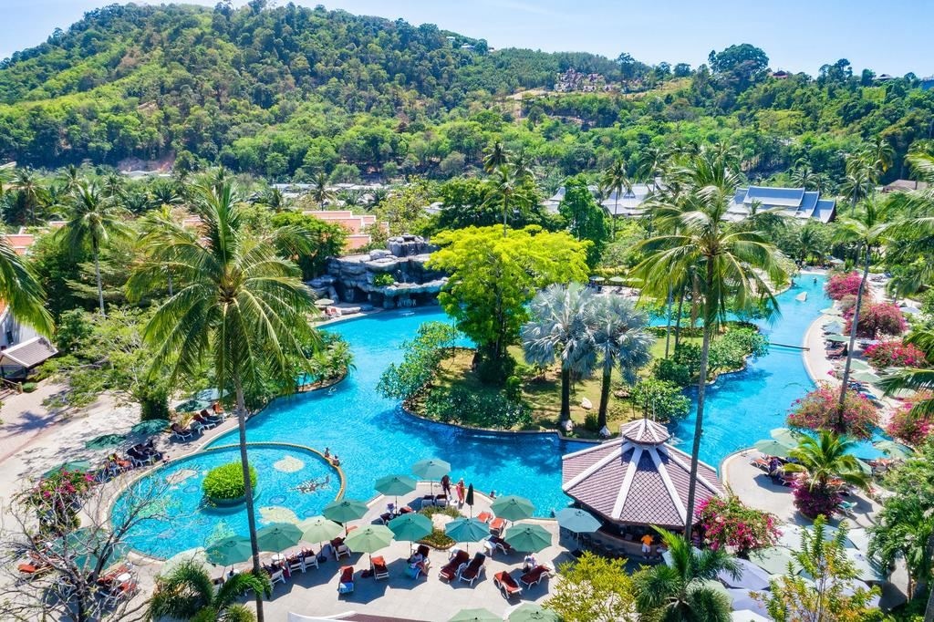 pools-outdoor-pool