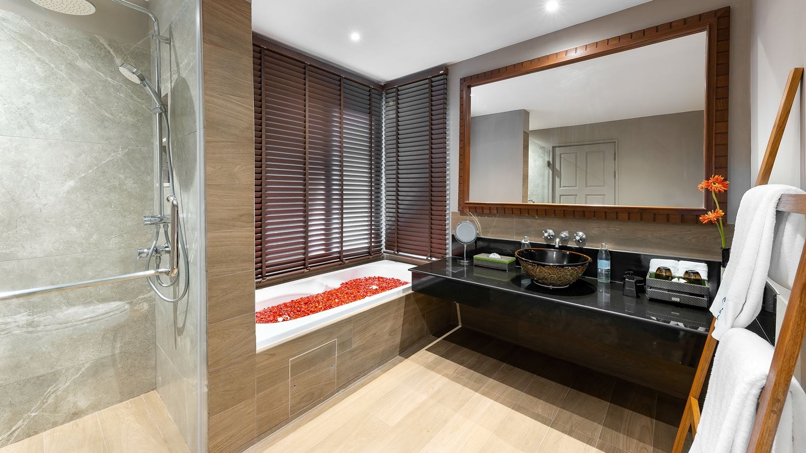 rooms-ocean-suite