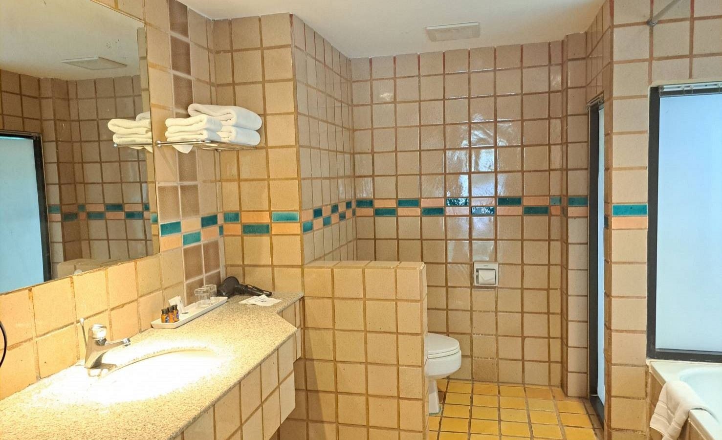 rooms-chalet-resort