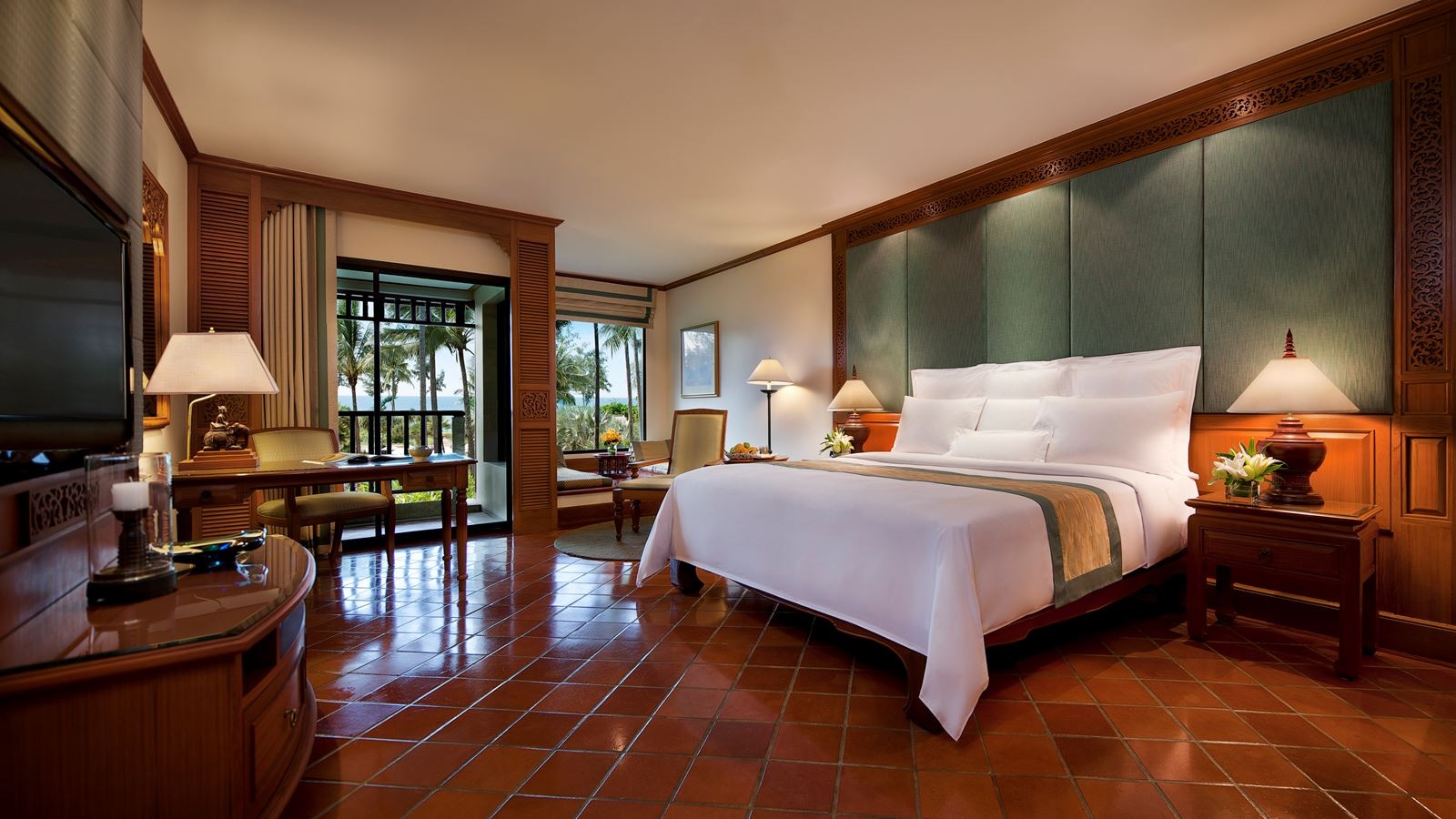 rooms-deluxe-garden-sea-view