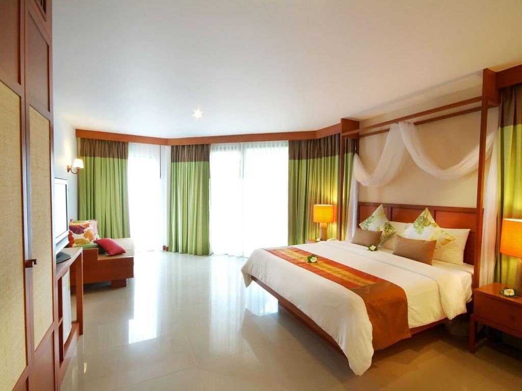 rooms-deluxe-hotel