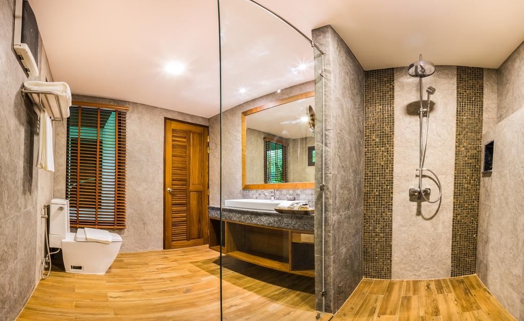 rooms-deluxe-family-room