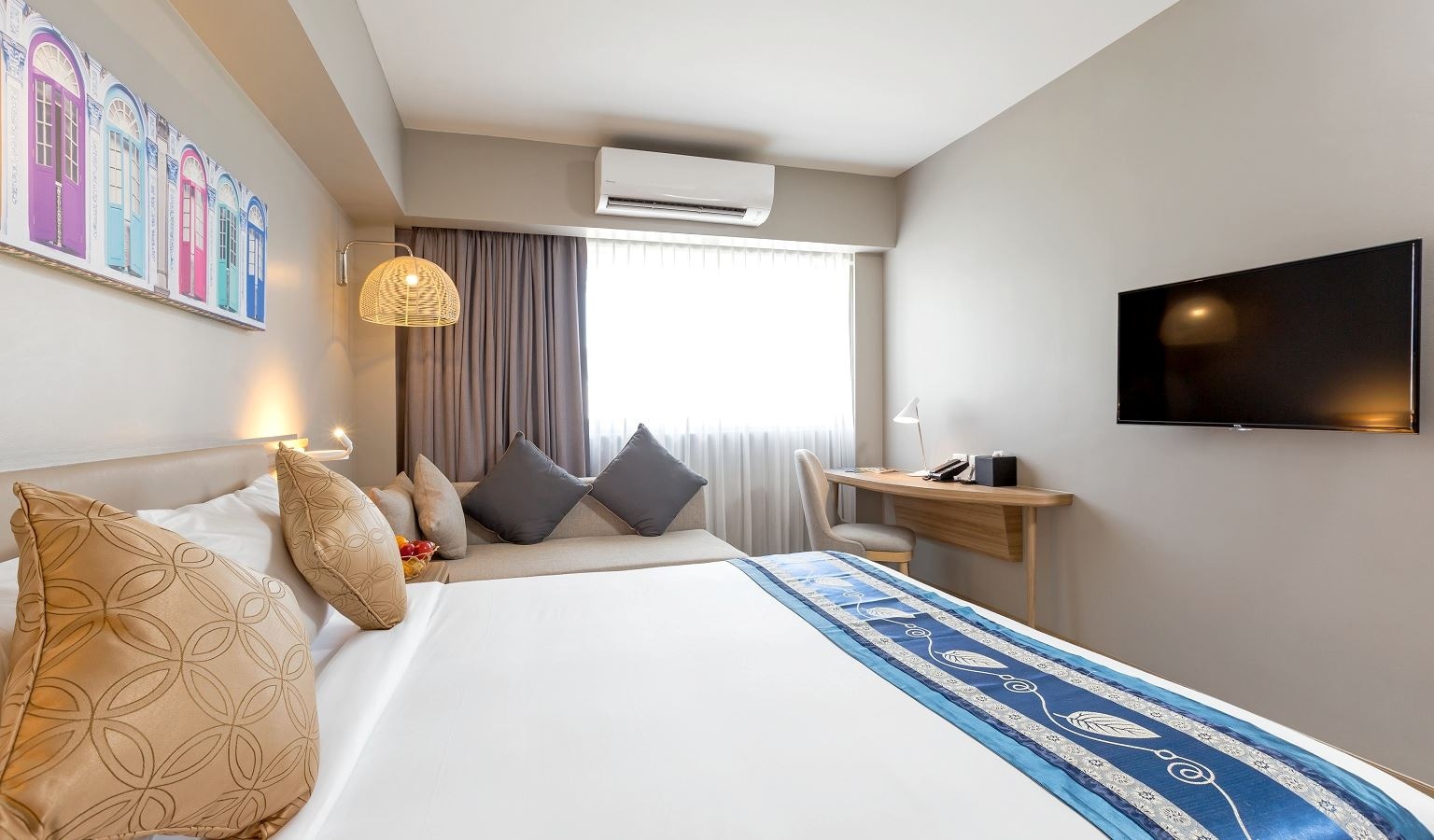 rooms-classic-room