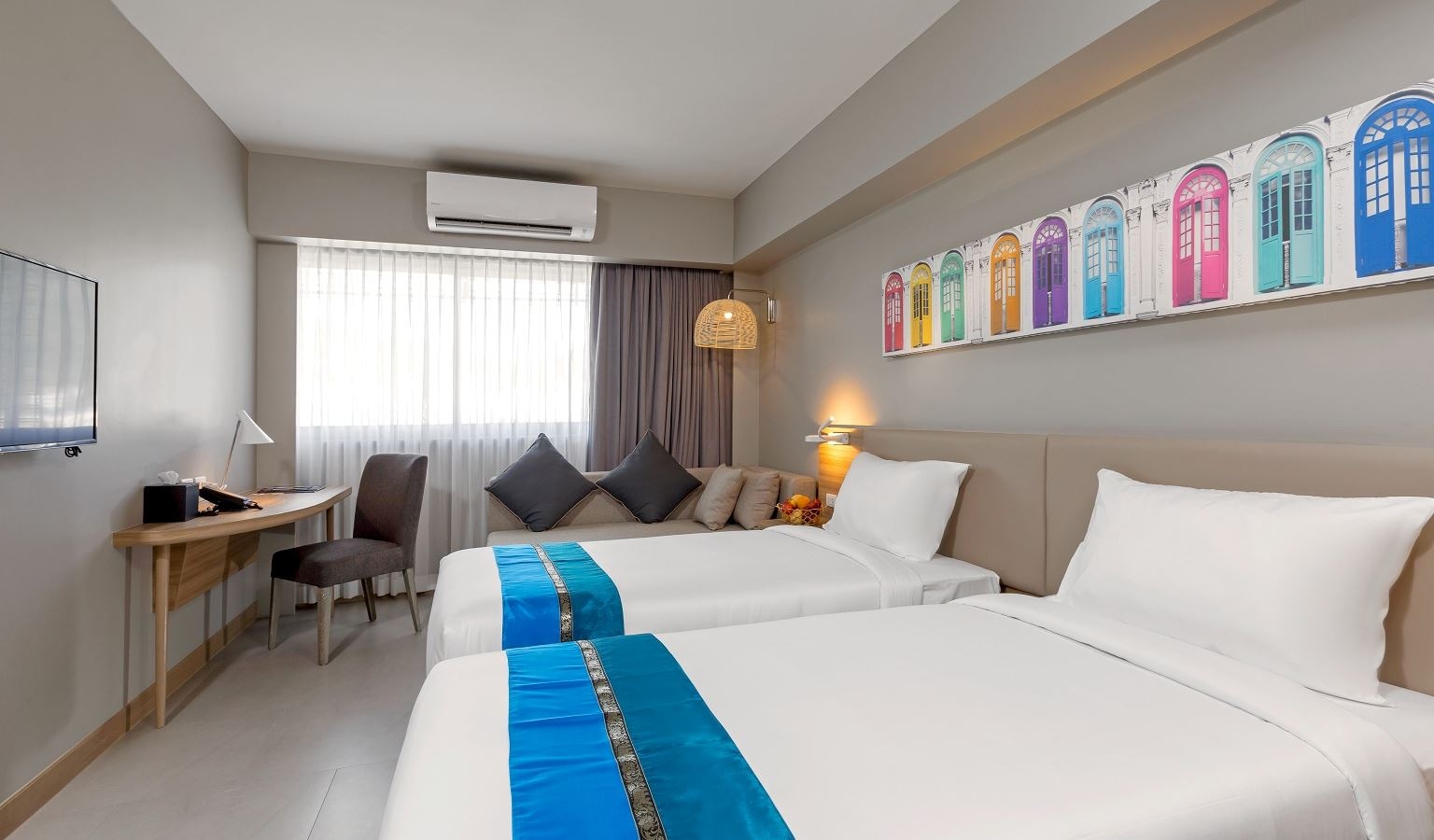 rooms-classic-room