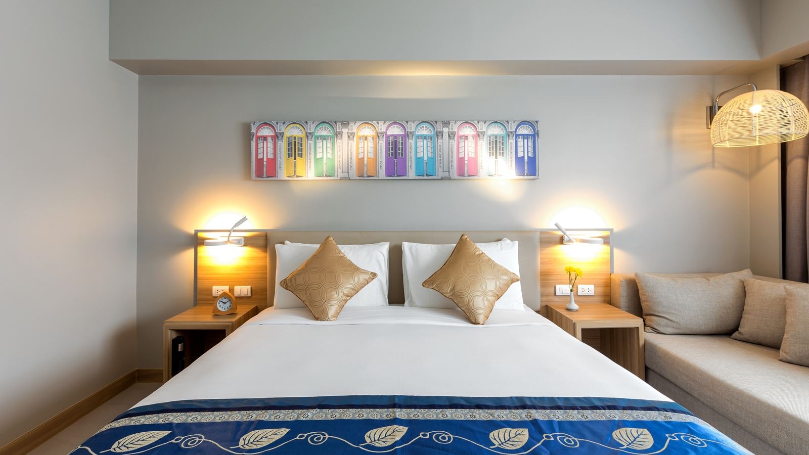 rooms-classic-room