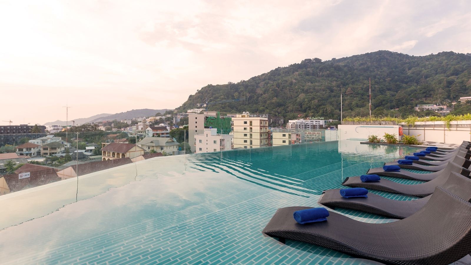 pools-outdoor-pool
