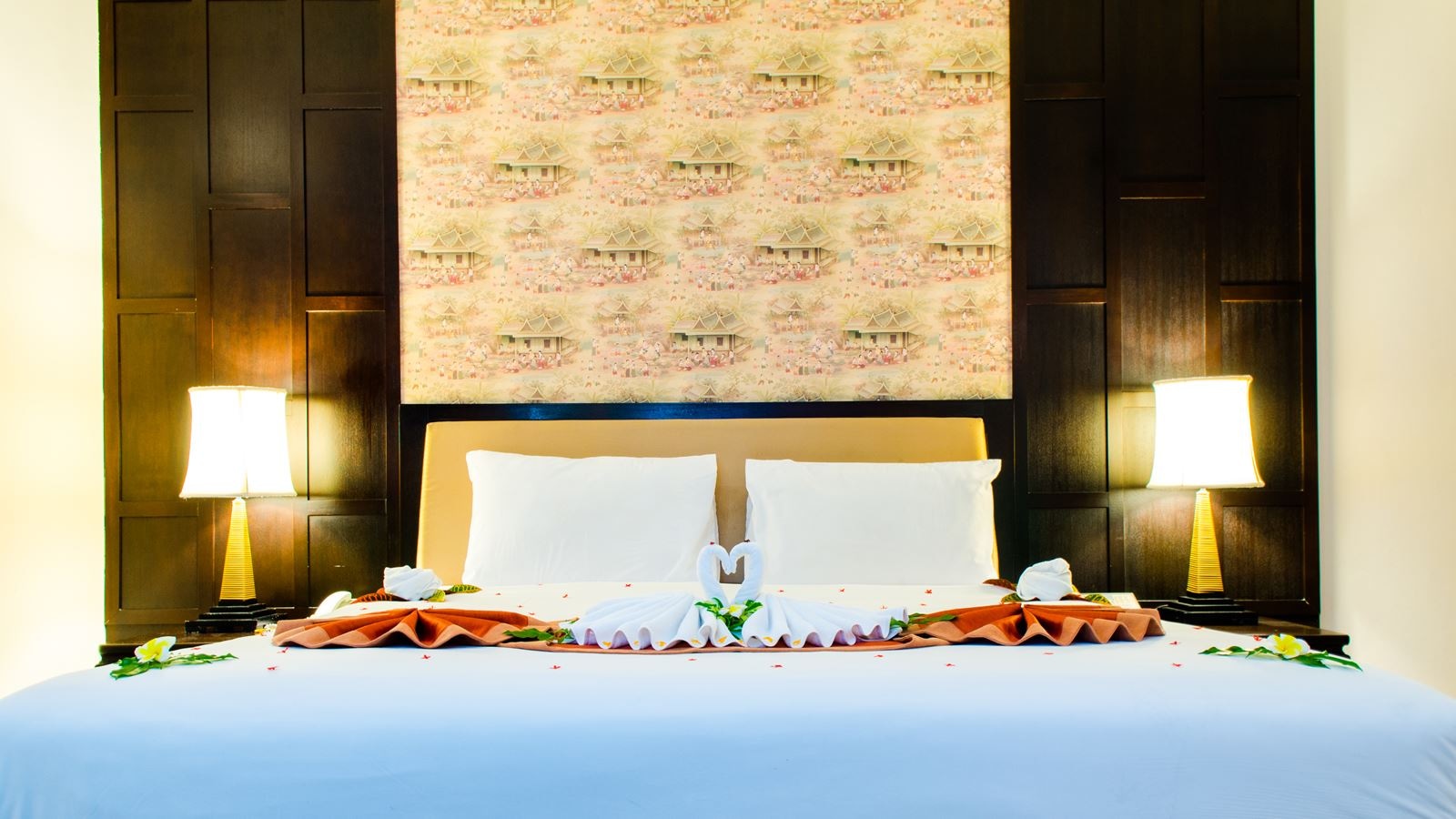 rooms-deluxe-out-door-jacuzzi