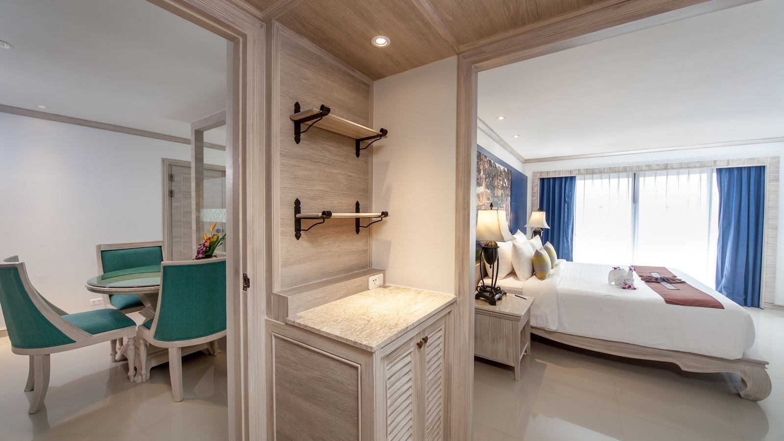 rooms-suite-room